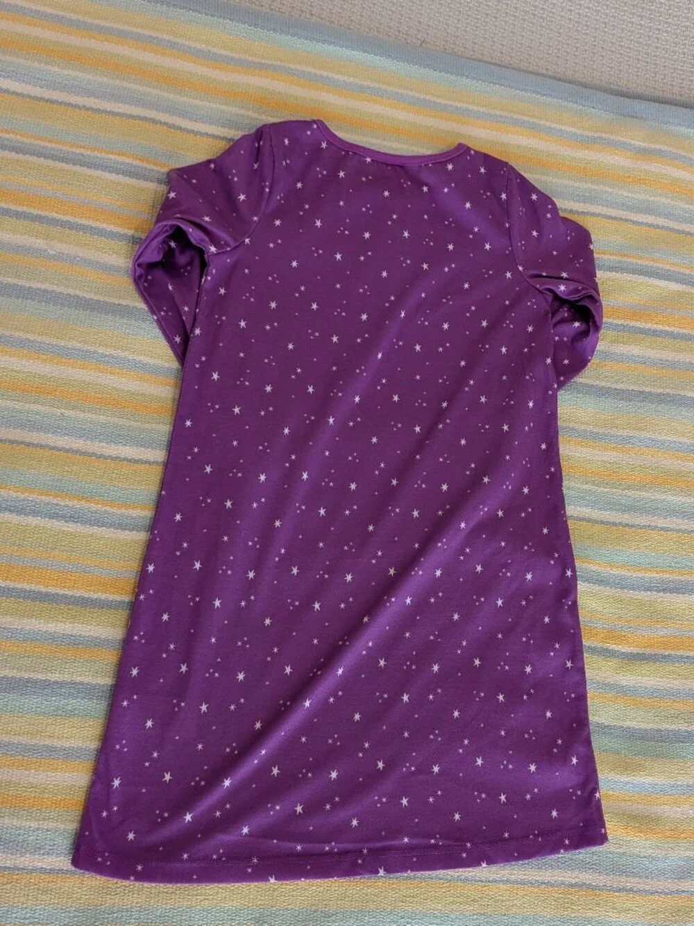 ⭐ Two Carter's purple nightgowns size 6-7